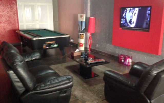 Business Hotel