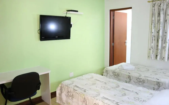 Oly Plaza Hotel