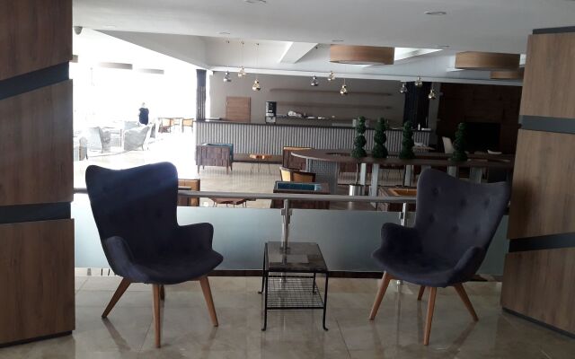 Orange Park Hotel (Ex. Delfin)