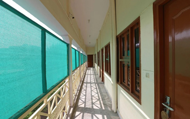 OYO 22577 Hotel City View