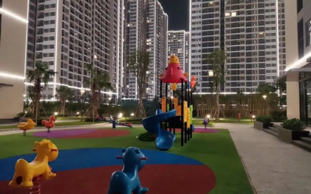 Radiant Vinhomes Smart City - Apartment