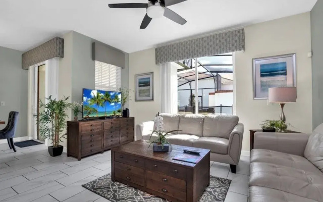 4804crusoe 4 Bedroom Townhouse