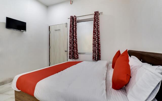 Hotel Rj18 by OYO Rooms