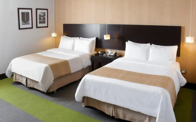 Hotel Trinitarias Suites