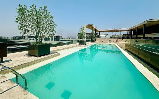 Bright Modern 1BR in City Walk