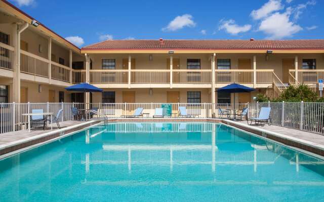 La Quinta Inn by Wyndham Fort Myers Central