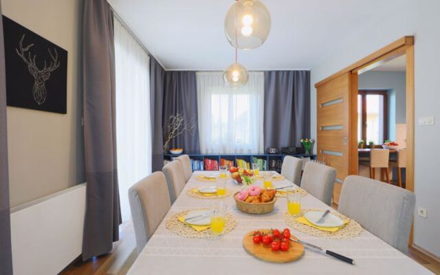 Holiday Home Villa Aschbacher