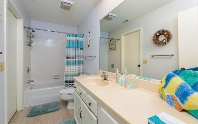 22 Springwood Villa 3 Br villa by RedAwning