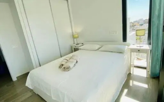 Royal Palm 22 Luxurious 3 Bedroom Penthouse