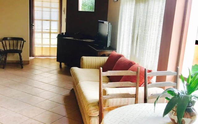 Apartamento con jardin