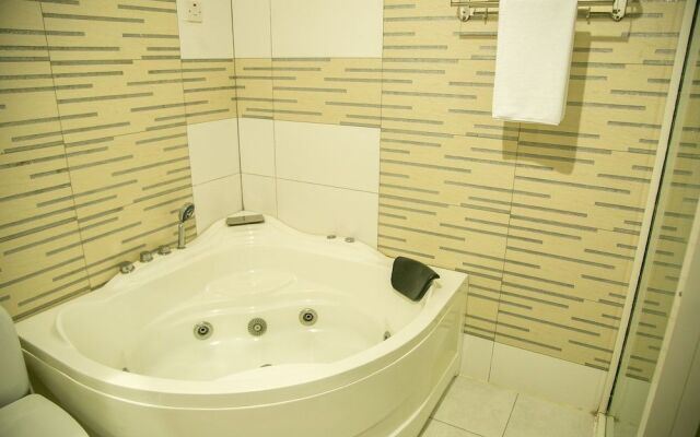 Kebby's Hotel