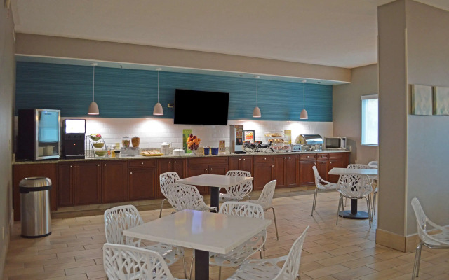 Country Inn & Suites by Radisson Rehoboth Beach - Dewey