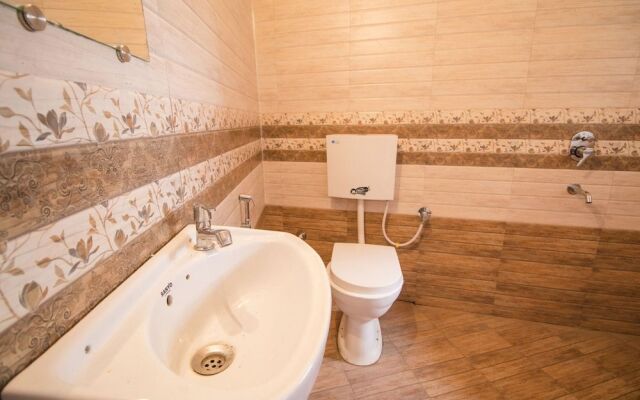 WOW STAYZ2 Pachmarhi Foothill Cottages