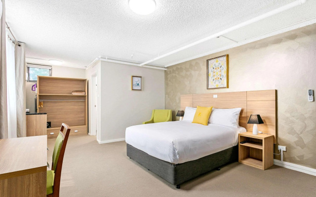 Quality Inn Sunshine Haberfield