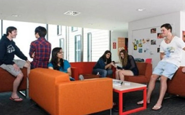 University Hall Apartments