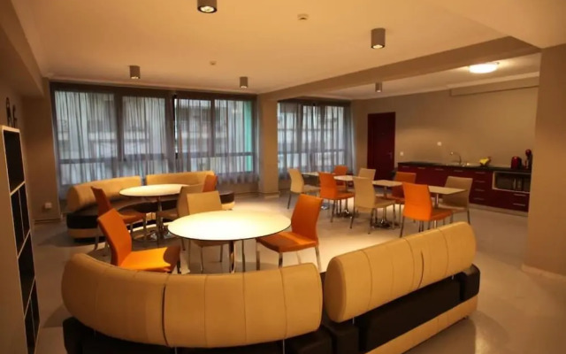 STAY Hybrid Youth Hostel