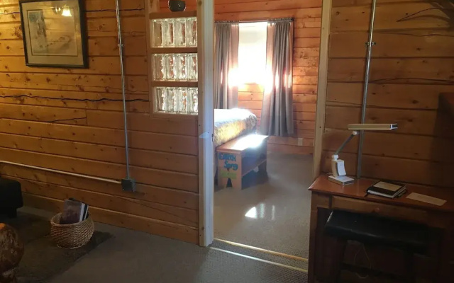 Earthsong Lodge
