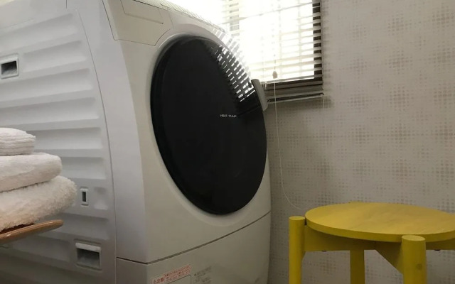 Sayama Aesthetics School