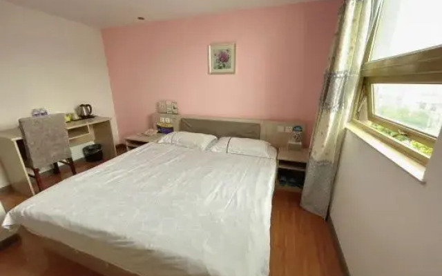 Fengyang Xiuse Boutique Theme Hotel