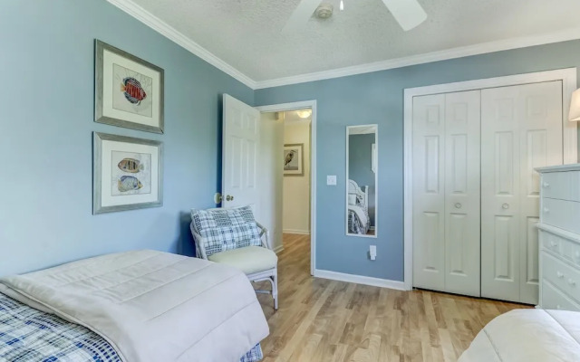 Redecorated Pet Friendly Home by RedAwning