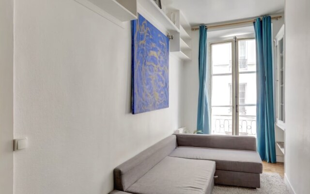 4 people In the heart of Saint Germain des Près by Weekome