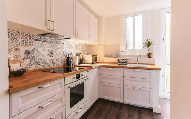 Stylish 2 Bdr apartment in Trendy Gracia