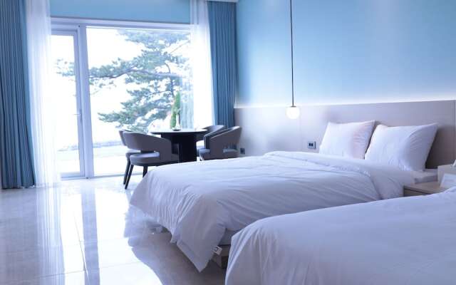 Calacatta Hotel & Resort