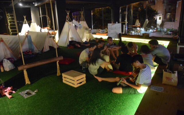 perBed Hostel-Taichung Station