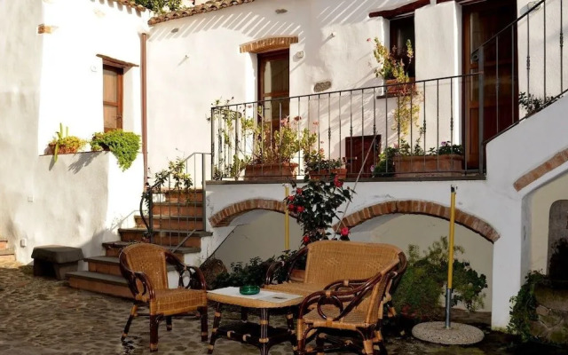 Antico Borgo