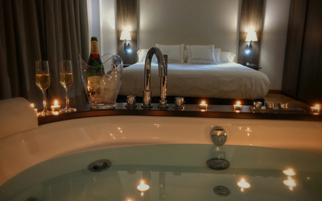 MB Boutique Hotel - Adult Recommended -
