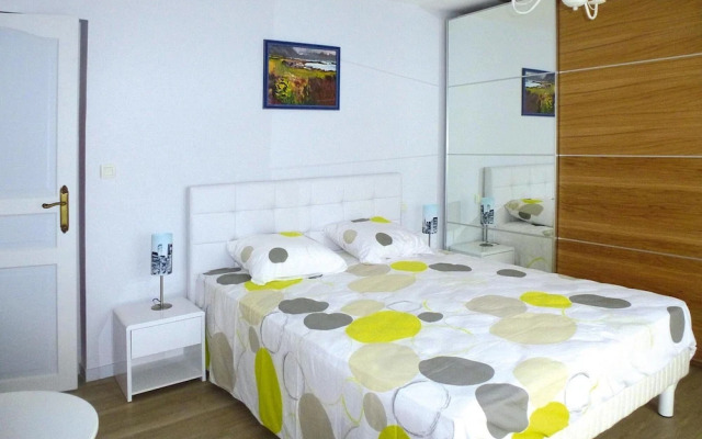 Single-storey Holiday Home, 150 m From the Beach