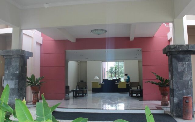 Aerotel Mandalika Praya