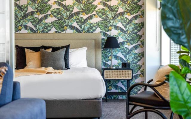 Designer Rooms at Q1 resort - GCLR