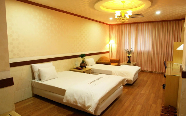Gumi Hotel