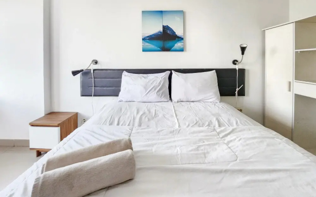 RedLiving Apartemen Enviro - Aurora Rooms