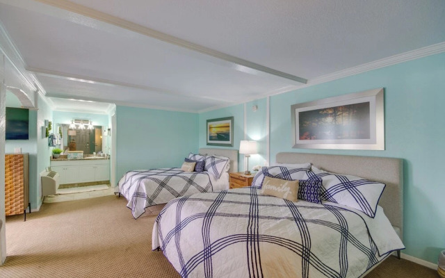 Waterfront Views & Resort Perks: Osage Beach Home