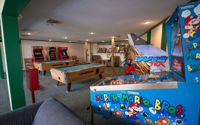 Ramada by Wyndham Branson Yacht Club