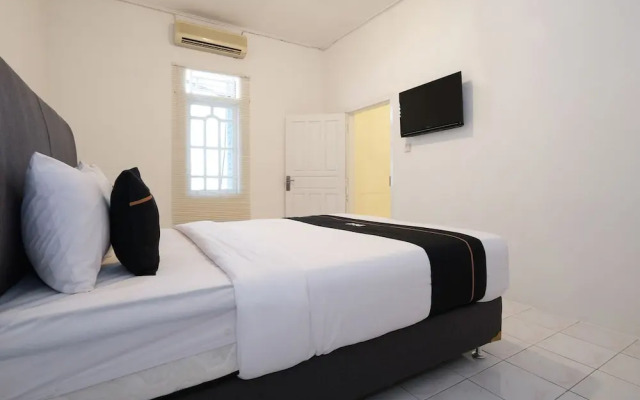 Dewi Residence 1