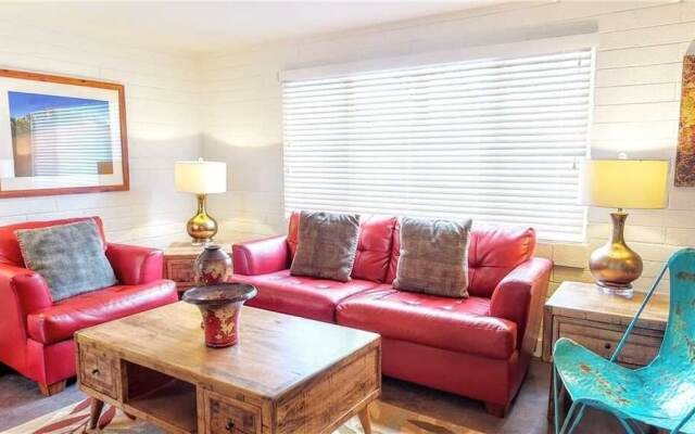 Purple Sage Flats #6 1 Bedroom Apts