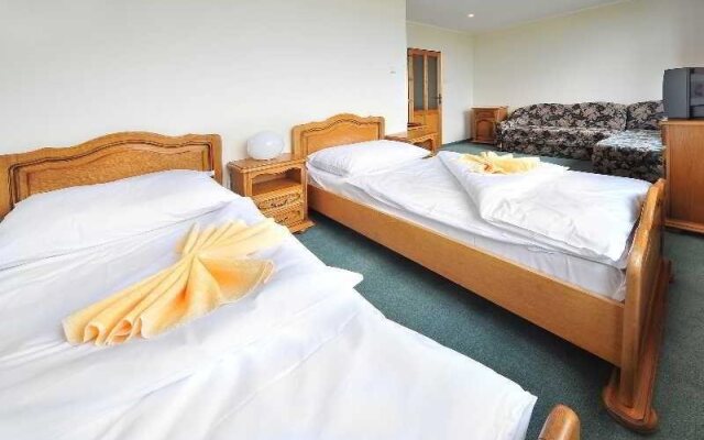 Aplend Mountain Resort