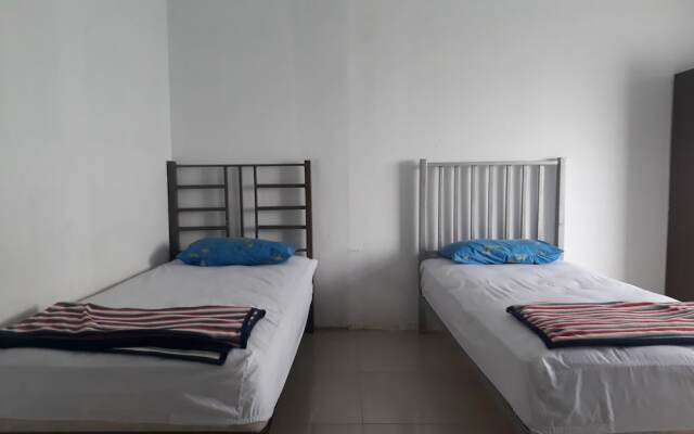 Oyo 1816 J-Syariah Residence