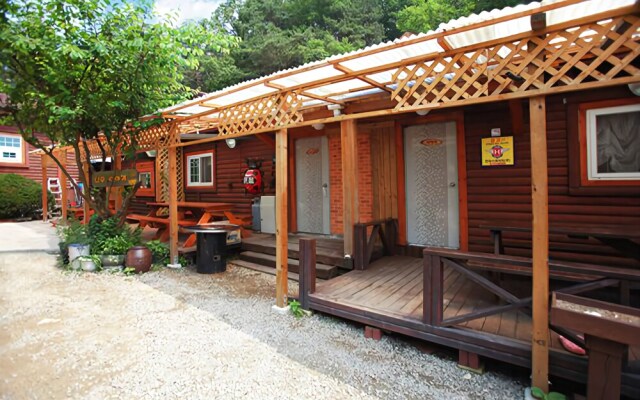Yongin Tree's Story Pension
