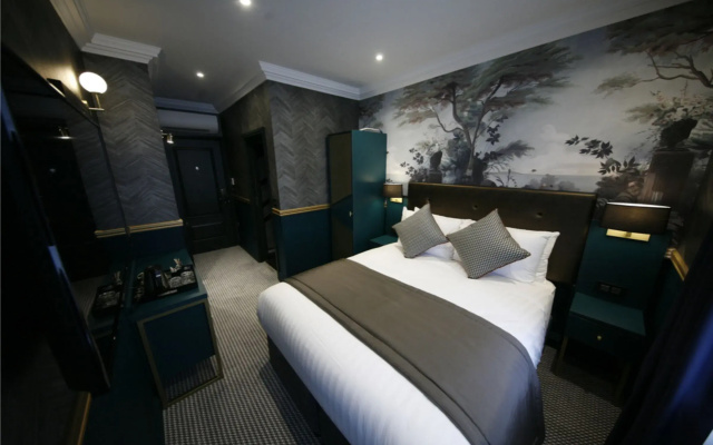 The Portico Hotel