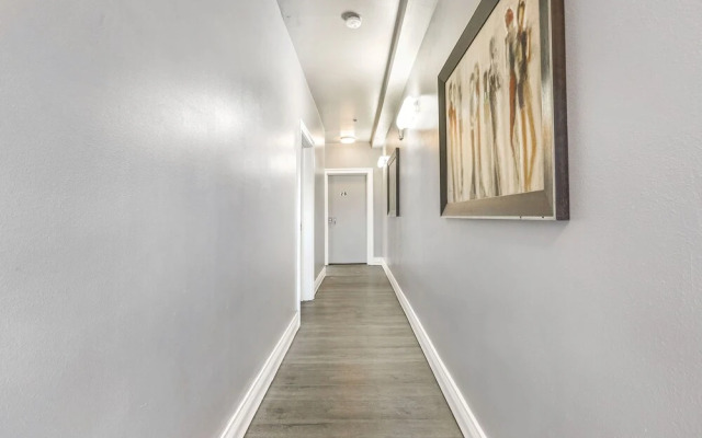 Fully Furnished Condos Near St Charles