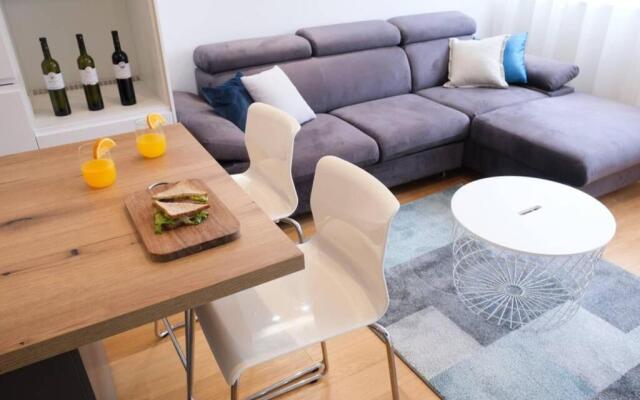 Apartman Leona 4*, Kantrida