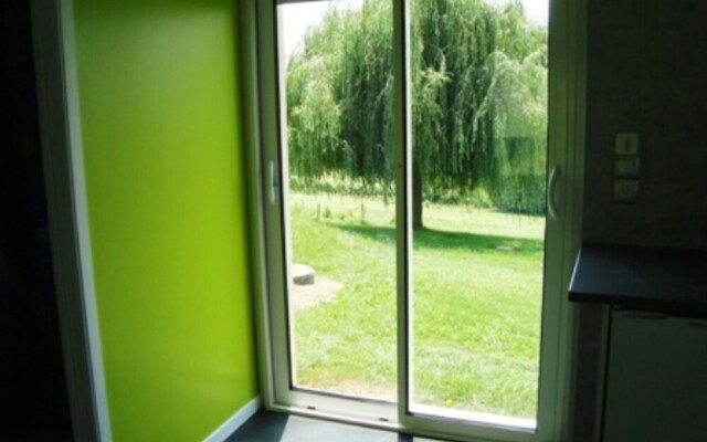 Studio in Pouydraguin, With Pool Access and Terrace