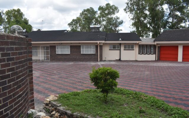 Monavale Hills Getaway