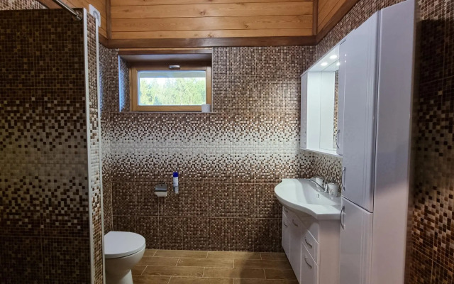 Дом В1 на базе отдыха Новинки Парк