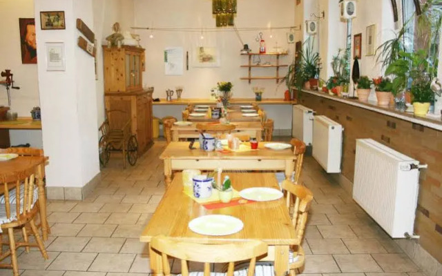 Pension bei Schinderhannes und Julchen