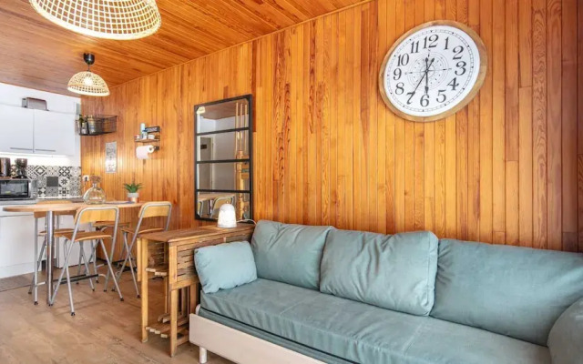 Peaceful Stay With Mountain View